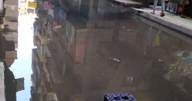 سكان شارع شعبان موسى بالمرج يشكون من انتشار مياه الصرف بالمنطقة 