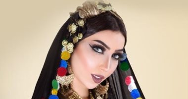 دنيا بطمة تخلع القفطان المغربى وتتزين بالعباءة العربية