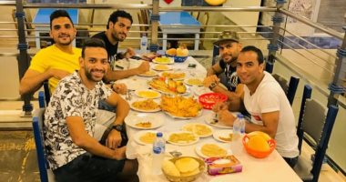 عشاء فاخر لنجوم المقاصة على هامش معسكر الإسكندرية وانضمام محمد إبراهيم
