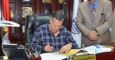 محافظ بنى سويف يعتمد نتيجة الدور الثانى للإعدادية بنسبة 99.49%
