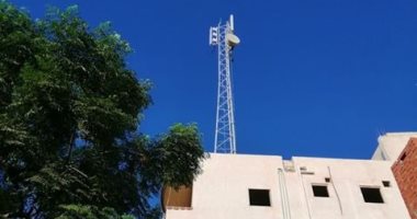 شكوى من وجود برج محمول أعلى منزل فى قرية قصر نصر الدين بالغربية
