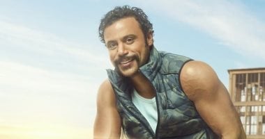 محمد إمام يهنئ أحمد السعدنى على " شبر مية ": هيكسر الدنيا يا حبيبى 