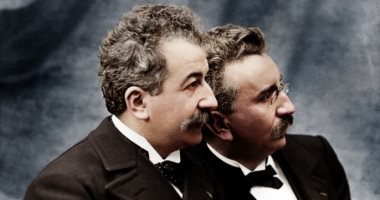 أول لقطة سينمائية فى تاريخ مصر فى شاع المعز عمرها 121 سنة.. فيديو 