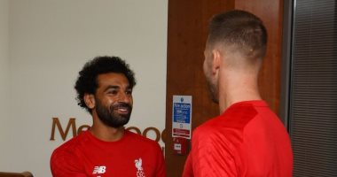 محمد صلاح يرحب بحارس ليفربول الجديد