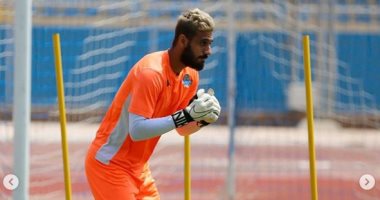 فيديو.. أحمد الشناوى يستعرض أجمل صداته بالملاعب على أنغام الهضبة