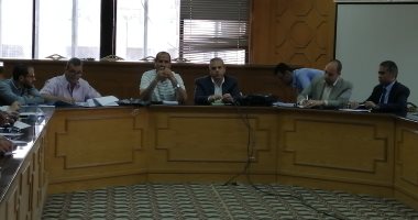 صور.. لجنة وزارة التخطيط تتابع عمل المراكز التكنولوجية بالإسماعيلية