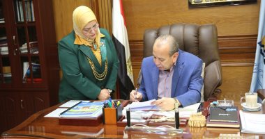 صور.. محافظ كفر الشيخ يعتمد حركة مديرى الإدارات التعليمية الـ13