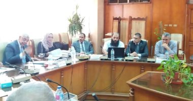 قطاع الدراسات العليا بجامعة المنوفية يناقش موازنة المكتبات وأنشطة معرض الكتاب