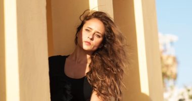 بعد تعافيها من العملية الجراحية..نيللى كريم تبدأ تحضيرات "النصابين"