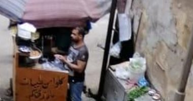 شكوى من انتشار الباعة الجائلين فى حى الوايلى بالعباسية