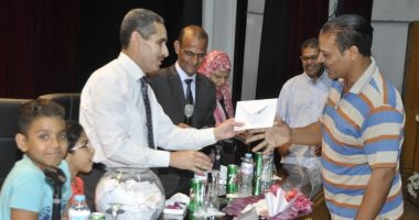  رئيس جامعة قناة السويس يشهد احتفالية القرعة العلنية للمسابقة الدينية