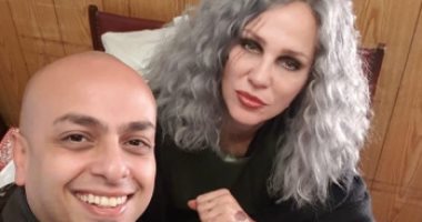 شاهد.. شيرين رضا مع أحمد مراد من كواليس "الفيل الأزرق 2"