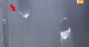 شاهد.. تحركات سيارة منفذ حادث انفجار أمام معهد الأورام