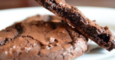 طريقة عمل الكوكيز بالزبدة والفول السودانى