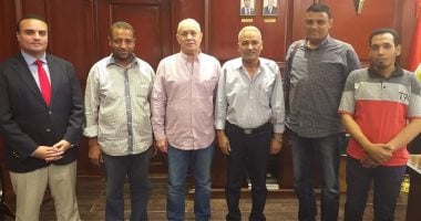 محافظ الأقصر يكلف مسئولى إسنا باستغلال أصول الدولة ورصف الطرق وتطهير الترع 