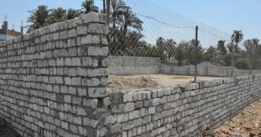 محافظ المنيا يوجه بإزالة فورية لتعد على حرم الطريق
