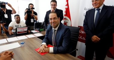 رئيس الوزراء التونسى يوسف الشاهد يتقدم بأوراق ترشحه لانتخابات الرئاسة.. صور