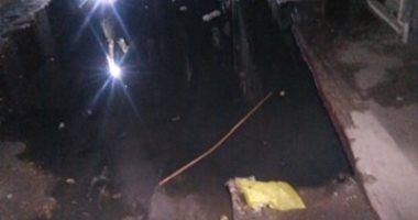مياه الصرف الصحى تحاصر سكان شارع بالخصوص