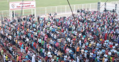 شاهد.. احتشاد الآلاف فى نادى الزمالك فى صلاة عيد الآضحى