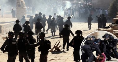 "الغضب الساطع آت"..مئات المستوطنين يقتحمون ساحات الأقصى فى ذكرى خراب الهيكل..إصابة عشرات المصلين المقدسيين برصاص الاحتلال..الرئاسة الفلسطينية تحذر من تحويل الصراع السياسى لدينى.. و"الجهاد" تدعو لتصعيد الانتفاضة