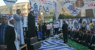 ترجمة خطبة العيد للغة الإشارة بساحة مسجد عمر بن عبد العزيز بحضور محافظ بنى سويف