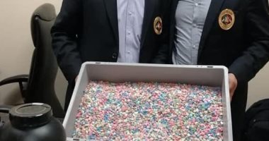 جمارك مطار شرم الشيخ تحبط تهريب 13 ألف قرص مخدر مع راكب قادم من بلجيكا