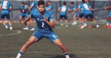 وليد أزارو يعود من المغرب غدًا للانتظام فى تدريبات الأهلى