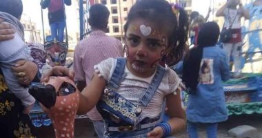 صور.. إقبال كبير على حدائق القناطر الخيرية والمراكز النيلية فى ثالث أيام العيد