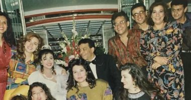 صورة عمرها أكثر 20 عاماً.. أحمد السقا ورامز جلال فى فرح نشوى مصطفى