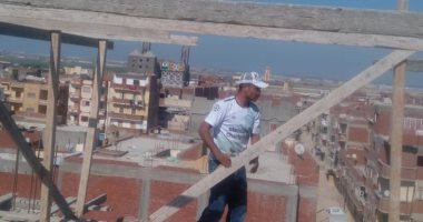 صور.. التصدى لبناء مخالف غرب الإسكندرية فى ثالث أيام عيد الأضحى