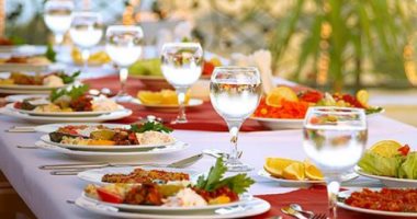 عشان ماتبقاش عزومة مراكبية.. نصائح لتقديم الطعام فى العيد