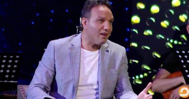 كده ينفع وكده ينفع .. الصبح بيقدم برنامج دينى و ليلا برنامج أغانى