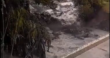وفاة زوجين مسنين جرفت السيول سيارتهما فى شرق إسبانيا
