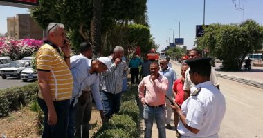 صور.. رئيس مدينة الأقصر يبحث استئناف العمل بالمرحلة الثالثة لتطوير كورنيش النيل