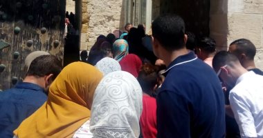 صور.. قلعة قايتباى قبلة المحتفلين بعيد الأضحى المبارك