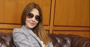 نانسى عجرم تطير إلى دبى لإحياء حفل غنائى 