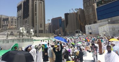 صور... خطيب الجمعة من الكعبة للحجاج: أسعدوا قلوبكم بذكر الله