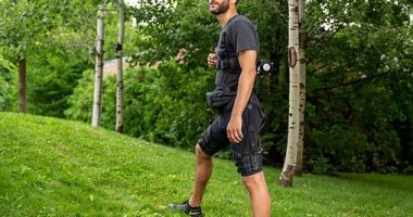 علماء يطورون بذلة ذكية تسهل المشى والجرى مخصصة للجنود ورجال الإطفاء