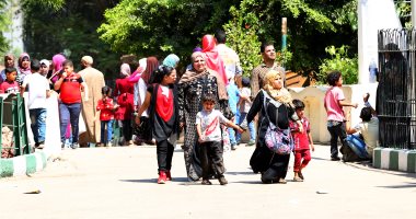 إقبال على حديقة الحيوانات رغم انتهاء إجازة عيد الأضحى