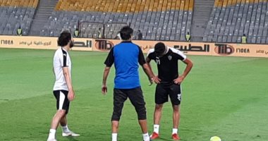 صور.. تدريبات منفردة لمحمود علاء وصبحى بعد الاستبعاد من لقاء ديكاداها