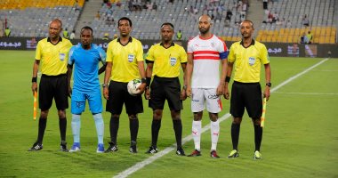 شاهد.. سقوط حكم مباراة الزمالك وديكاداها
