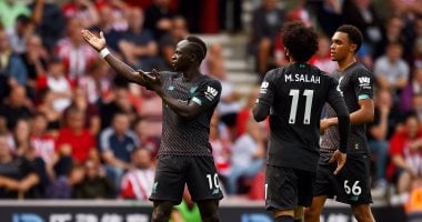 جوائز The Best.. "فان دايك" يفضل محمد صلاح على مانى فى اختيارات الأفضل