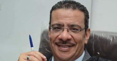 رئيس جامعة القناة يشارك اجتماع المجلس الأعلى لشئون خدمة المجتمع وتنمية البيئة