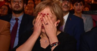 أبرز مشهد في افتتاح المهرجان القومي للمسرح المصري .. دموع سمية الألفي