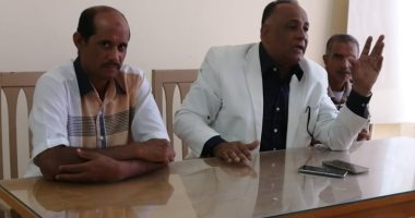 مدير شباب ورياضة الأقصر يبحث مع القيادات تفاصيل اللائحة الداخلية للمديرية 