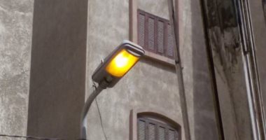 صور.. رفع كفاءة الإنارة والرصف بشرق الإسكندرية 
