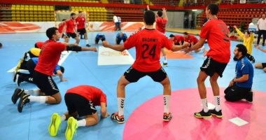 نجوم الكرة يهنئون أبطال اليد بعد التتويج بالمونديال لأول مرة في التاريخ.. الحضري : الف مبروك رجالة .. محمد صلاح : أبطال العالم.. الصقر : شباب من دهب .. حازم إمام : شكر وتقدير لكل من وقف وراء هذا الإنجاز