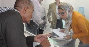 صور.. نائب محافظ الوادى الجديد تتفقد مركز خدمات تموين الخارجة المميكن