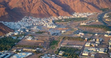 "أحد جبل يحبنا ونحبه".. الحجاج المصريون يزورون الجبل المقدس بالمدينة 