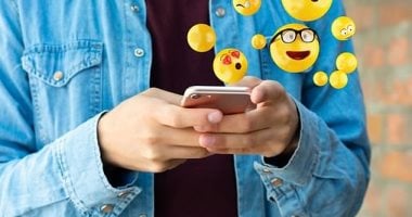 حصاد التكنولوجيا. كويكب يقترب من الأرض و"الايموجى" كلمة السر لنجاح علاقاتك